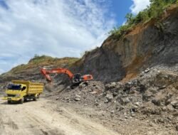 Deni Soroti Dampak Lingkungan Aktivitas Cut and Fill di Bukit Pinang
